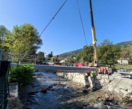 Réalisation d’une passerelle piétonne